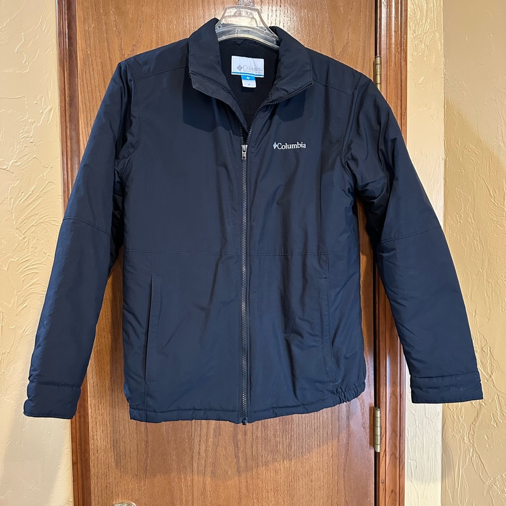 Columbia Men’s Size: Medium. Black Lined Insulated Jacket. RN 69724. Like New.